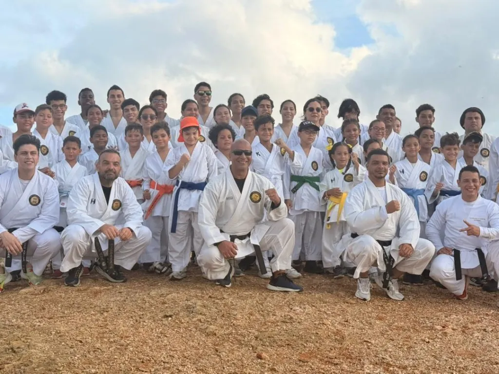 Grupo masivo Dojo José Rojas